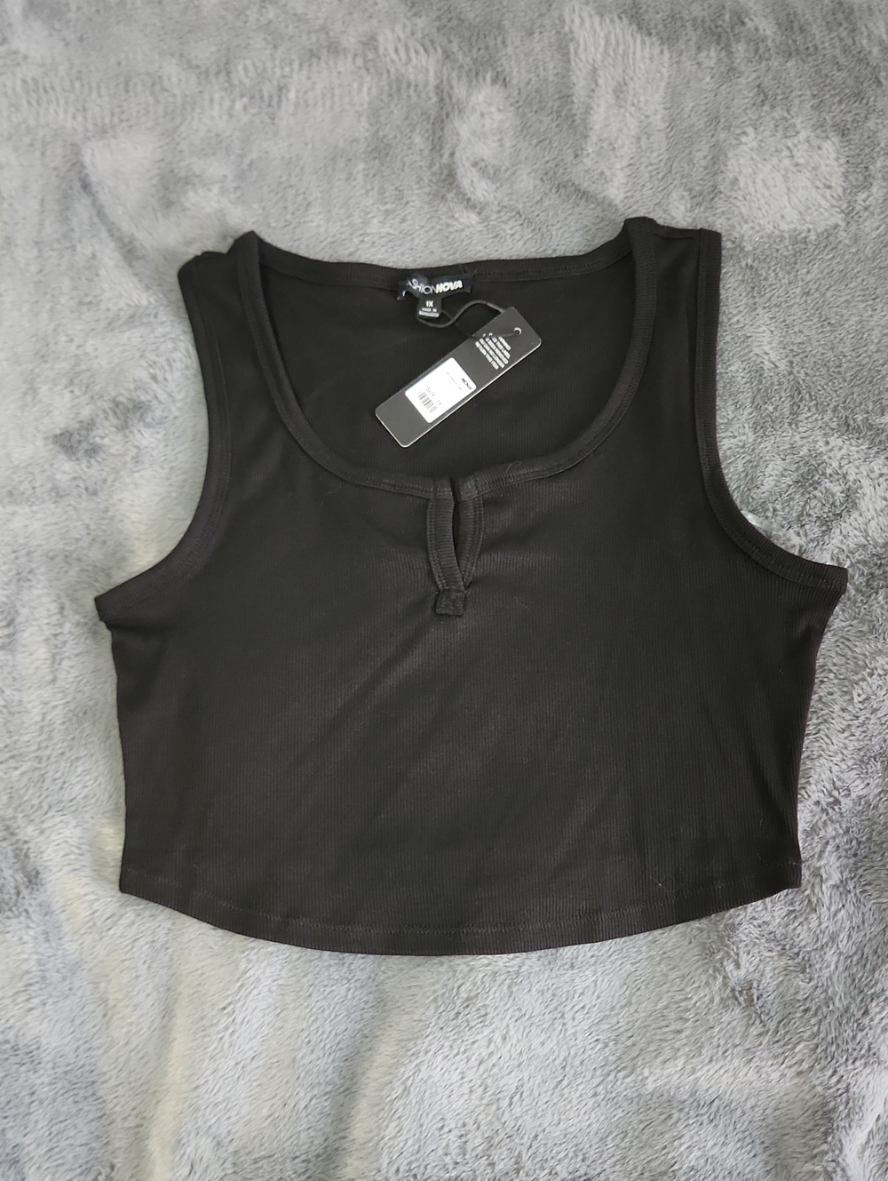 Fashion Nova Black Ribbed Scoop Neck Crop Tank